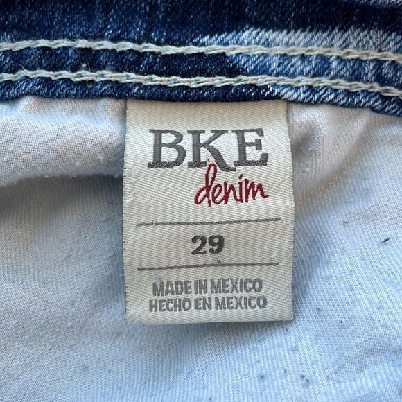 BKE Mid Rise Dakota Capri/Crop Jeans. Size 29. - Picture 12 of 14
